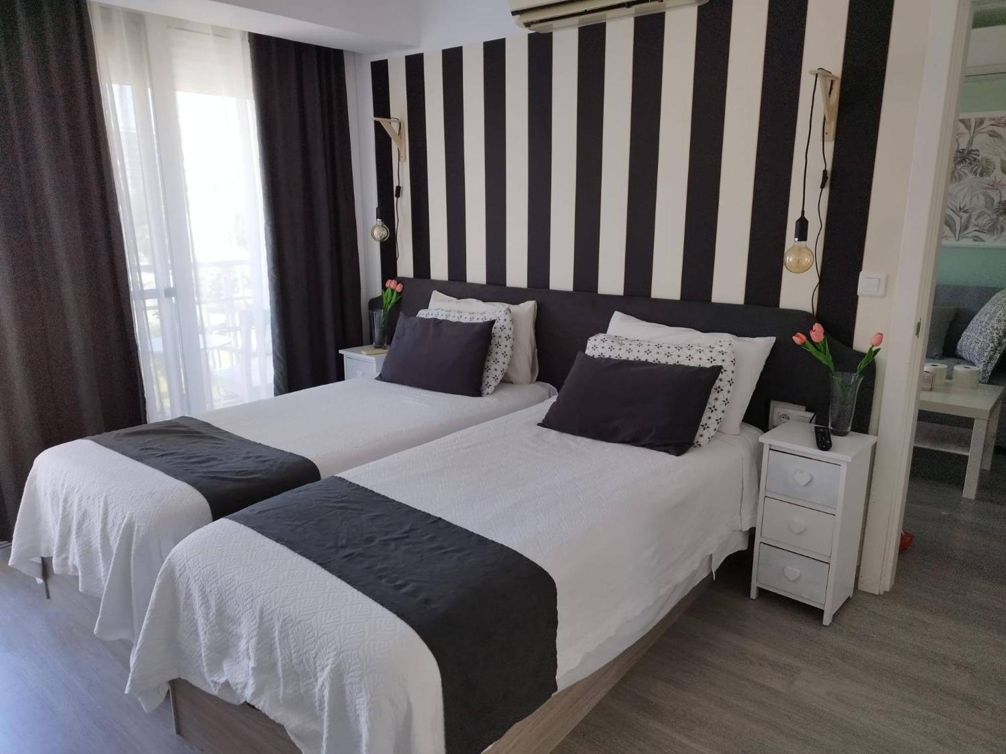 M1 403 Frontal Al Mar Vistas Terraza Y Wifi Daire Benalmádena Dış mekan fotoğraf