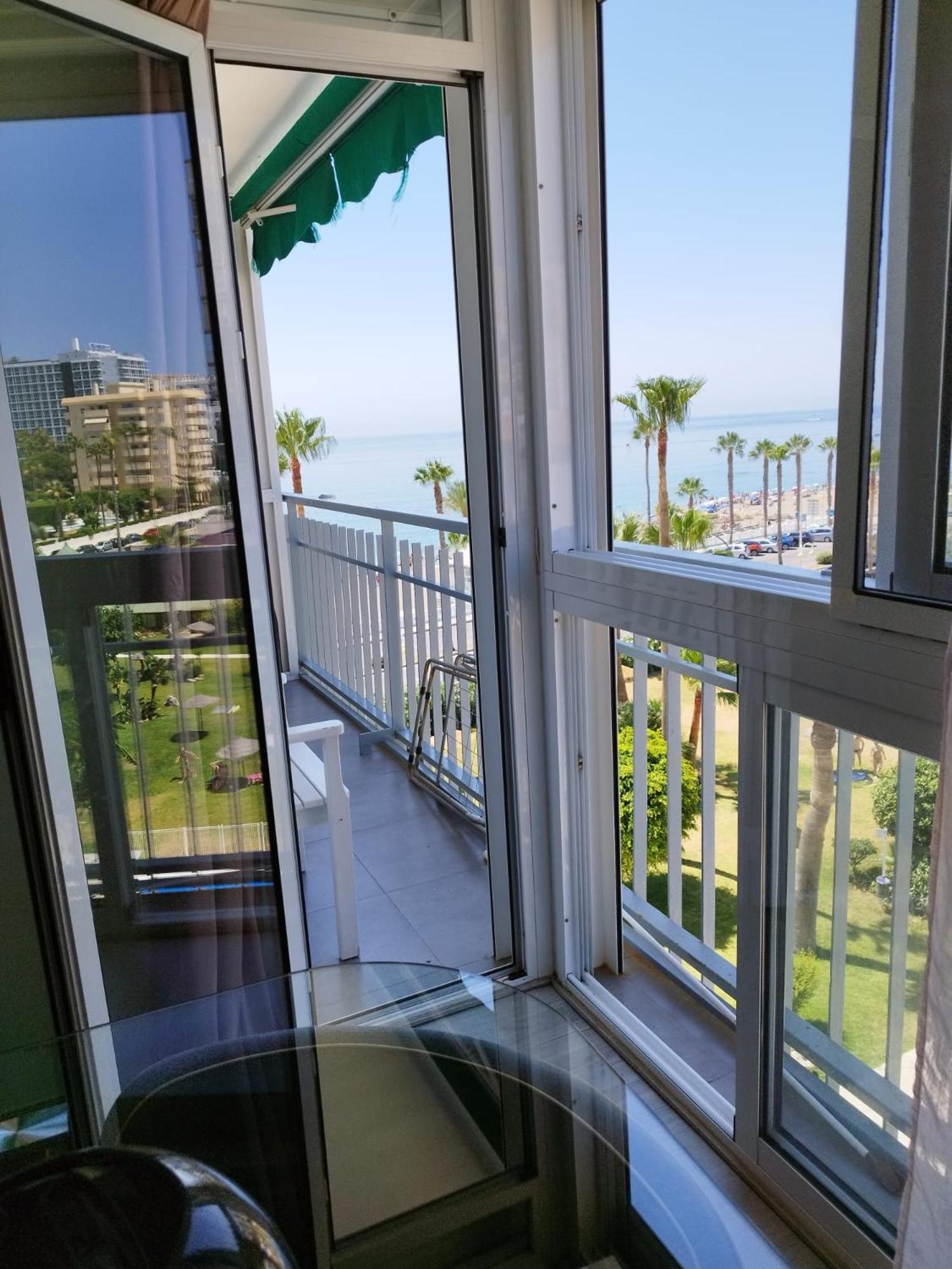 M1 403 Frontal Al Mar Vistas Terraza Y Wifi Daire Benalmádena Dış mekan fotoğraf